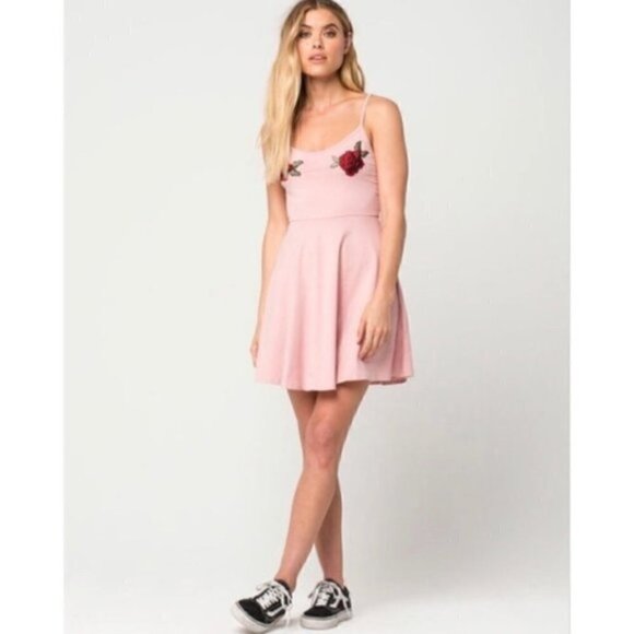 white fawn Dress M NWT Blush Embroidered Rose Skater - Picture 4 of 12